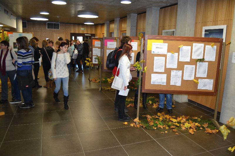 Galerie: Projekt Život a historie vypálených obcí - konference Hlinsko - 4. 11. 2014