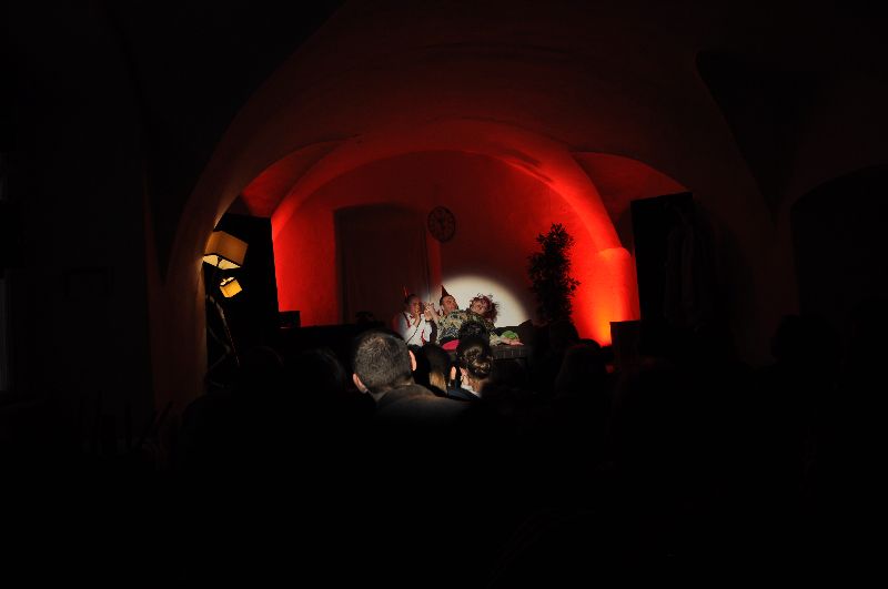 Galerie: Divadelní festival MisMas - 18. - 19. 4. 2015 hrad Ledeč nad Sázavou