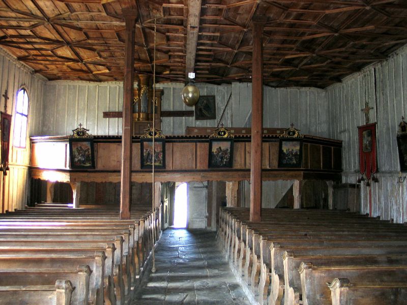 Galerie: Oprava dřevěného kostela sv. Michaela v Maršíkově
